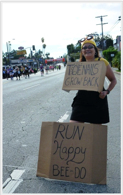 funnysignsformarathonrunnersblacktoenails